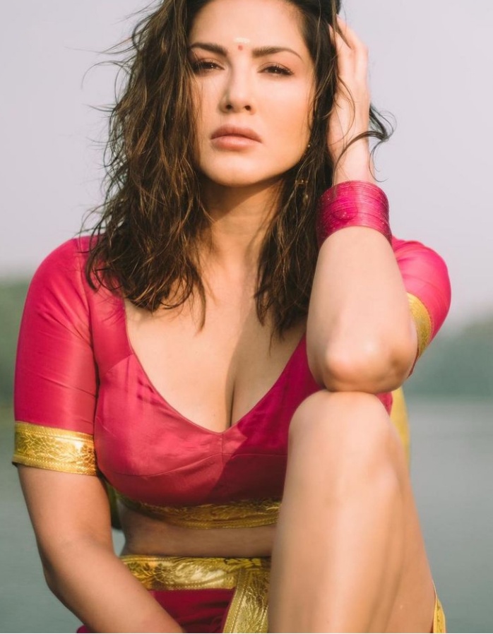 sunyy leone hot pic