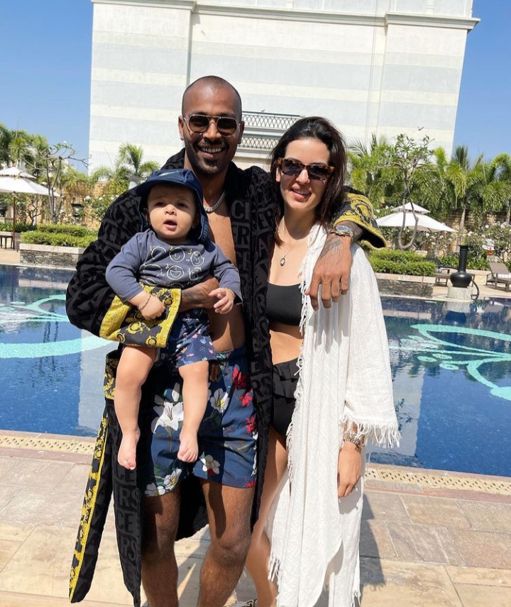 hardik pandya girl friend