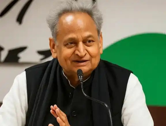 सीएम अशोक गहलोत – कोरोना वायरस के नए स्वरूप की रोकथाम के लिए तैयारियां करें