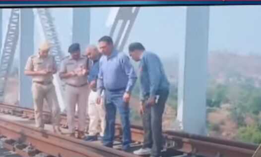 5 एजेंसियां ​​एक सवाल का जवाब तलाश रही हैं: क्या विस्फोट के पीछे आतंकवादी हैं?
