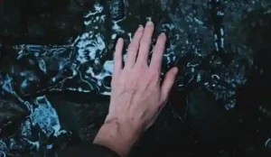 ठेकेदार ने नाला बंद किया, 15 दिन से ब्लड बैंक से ट्रॉमा सेंटर में भरा पानी