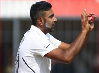 Ravichandran Ashwin ने ढाका के शेर-ए-बंगाल स्टेडियम में गेंदबाजी से कमाल किया Ravichandran Ashwin ने ढाका के शेर-ए-बंगाल स्टेडियम में गेंदबाजी से कमाल किया