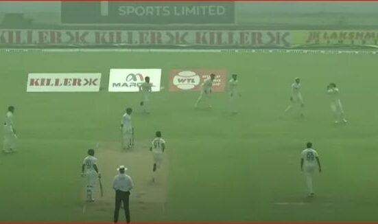 ढाका के शेर-ए-बंगाल स्टेडियम में खेले जा रहे टेस्ट सीरीज में