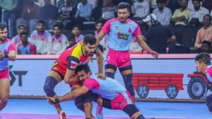 Jaipur Pink Panthers ने बेंगलुरु बुल्स को आसानी से हराकर फाइनल में जगह बनाई