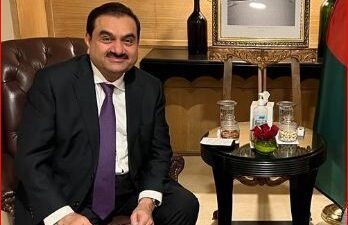 अडानी समूह की कंपनियां कर्ज के बोझ से परेशान अडानी समूह की कंपनियां कर्ज के बोझ से परेशान